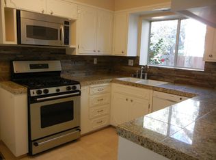 1340 Mills St APT 4, Menlo Park, CA 94025