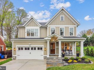 6113 Wilmett Rd, Bethesda, MD 20817