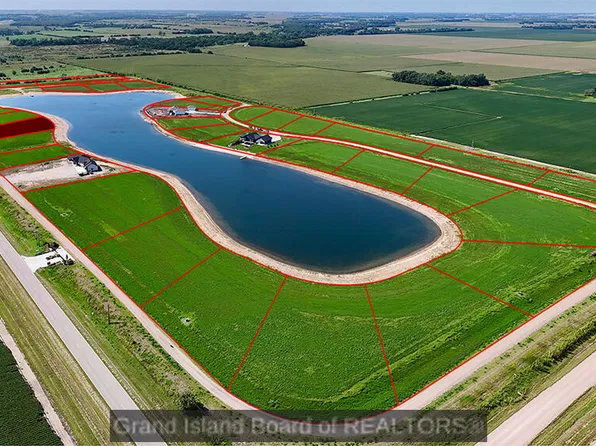 13 Bald Eagle Dr, Chapman, NE 68827