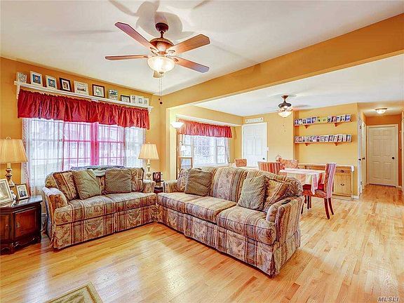 4th image of 426 Brendan Ave