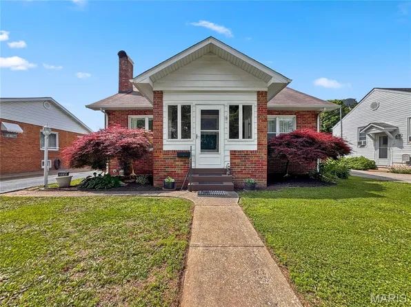 2330 Lynch Ave, Granite City, IL 62040