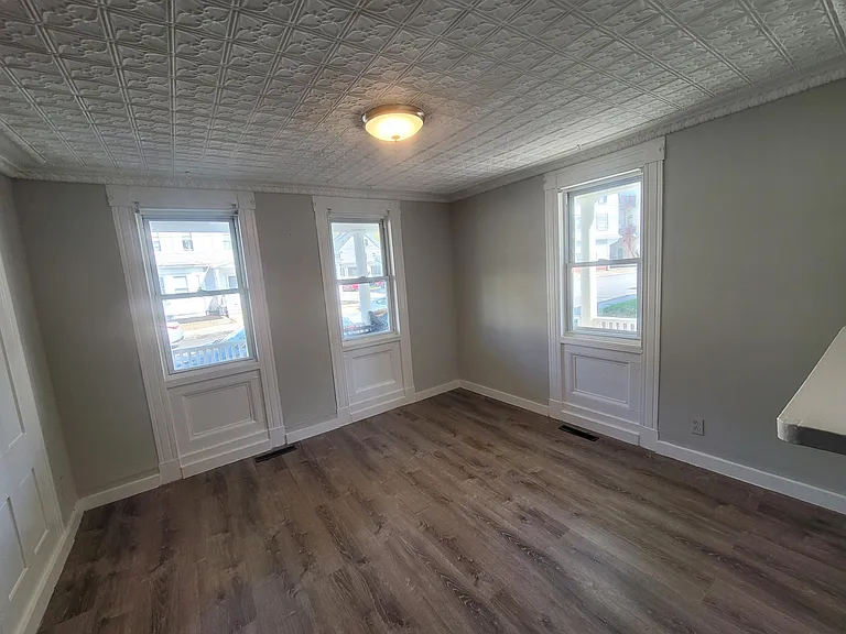 44 Franklin St #2 — Photo 2