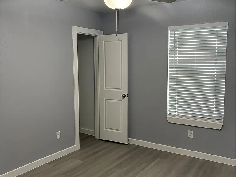 1809 Reese St — Photo 18