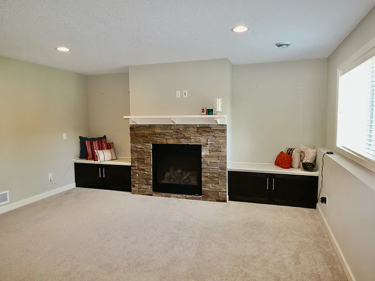 15672 Fairchild Way — Photo 28
