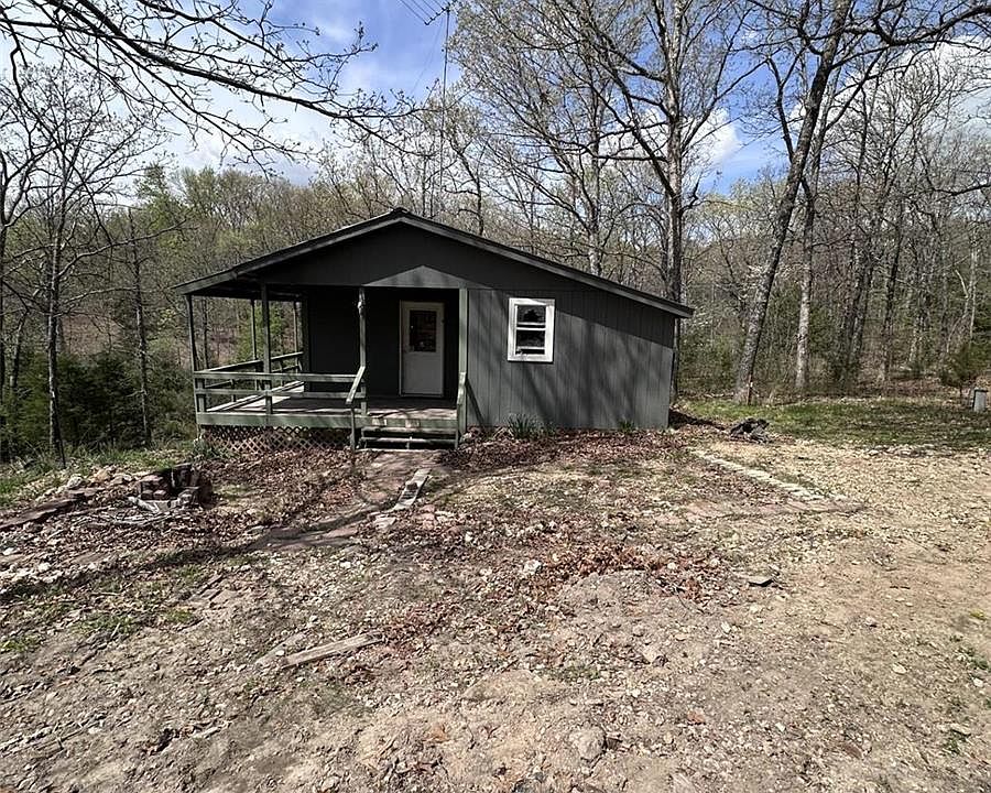 1st image of 924 Old Leasburg Rd