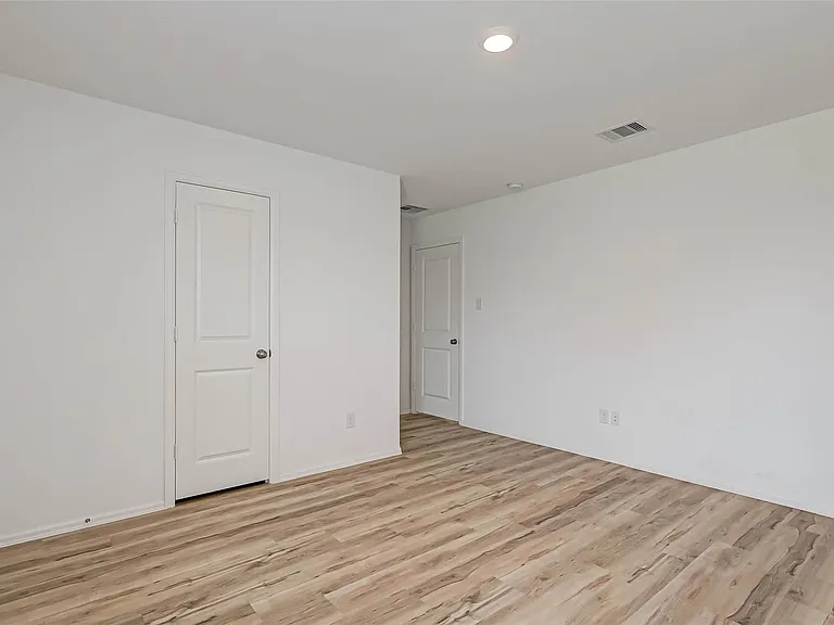 3426 Golden Amber Ct — Photo 15
