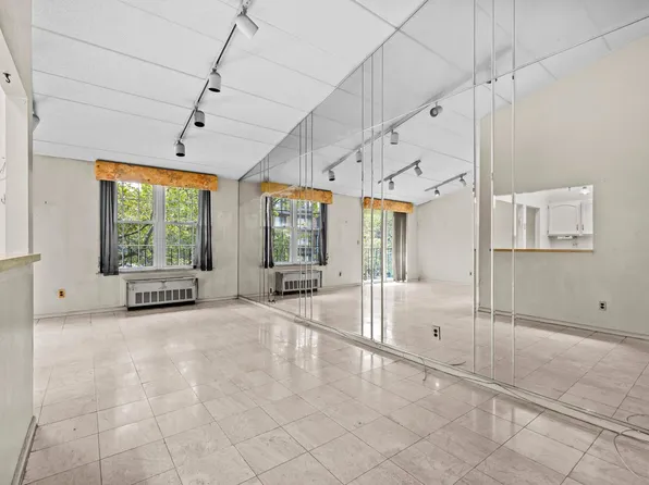 10106 4th Avenue image 12 of 16