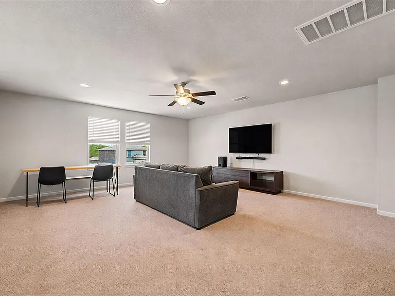 5809 Lehman Way — Photo 22
