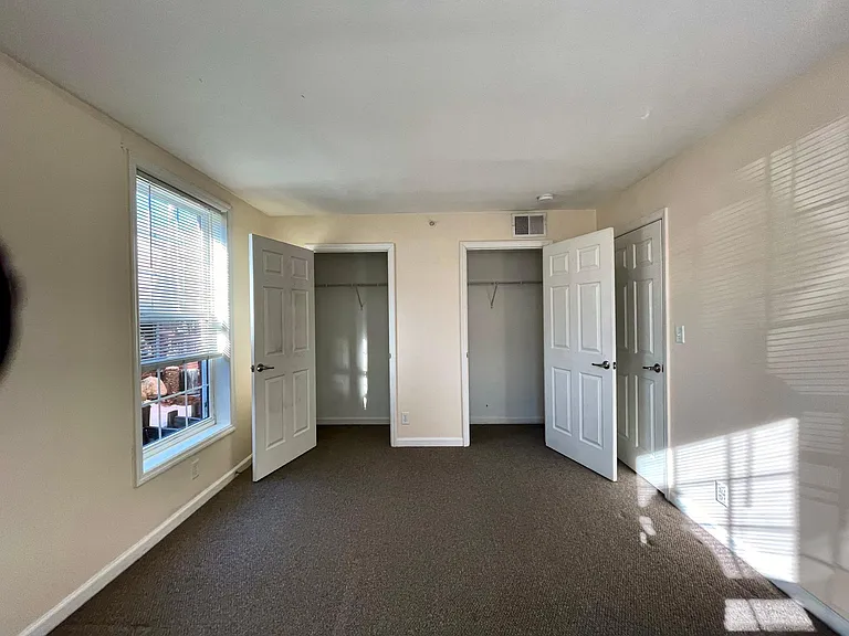 8 Parker St #4 — Photo 21