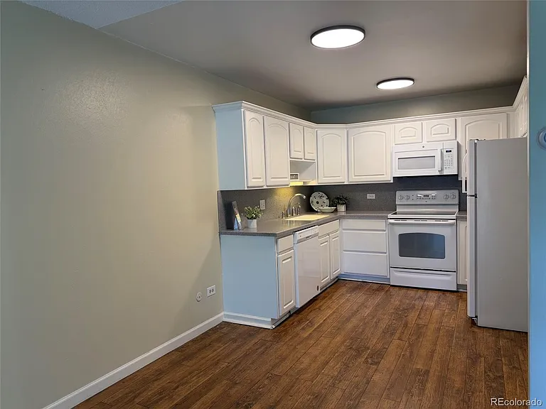 605 S Alton Way #12B — Photo 5