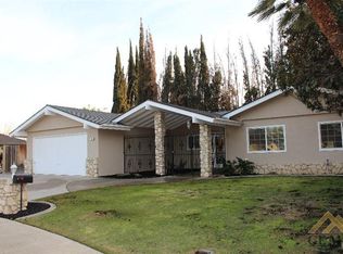 1008 Montclair St, Bakersfield, CA 93309