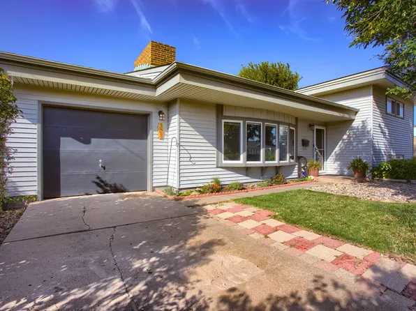 301 E 25th St, Hays, KS 67601