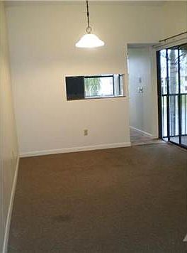 5th image of 1120 N Franklin Ave #1120H