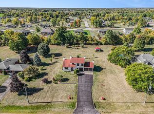 12 Davis Ln, Rideau Lakes, ON K7A4S5