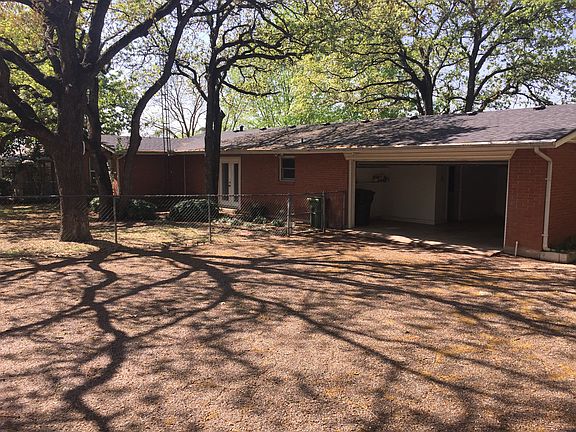 Back of house/garage