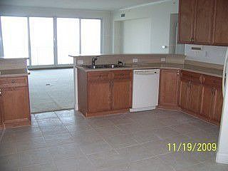 3rd image of 4975 Dixie Hwy NE Unit 504
