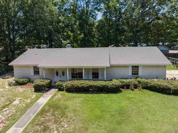 9 Wylie Dr, Longview, TX 75602