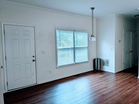 Dining Room area off kitchen