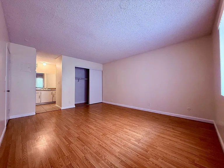 3300 W Orange Ave — Photo 15
