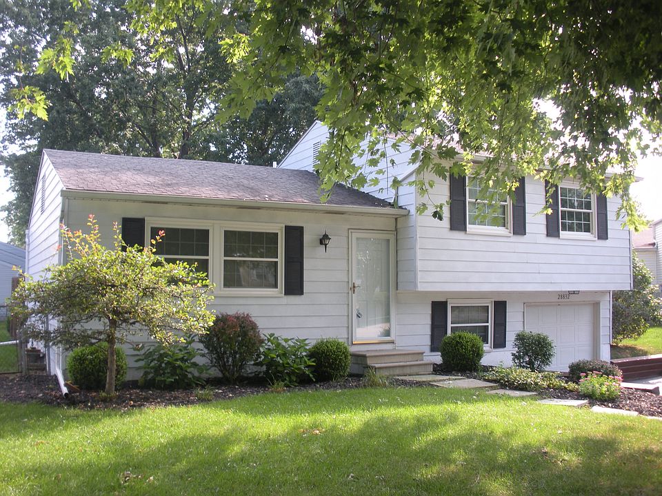 1st image of 28832 Starbright Blvd