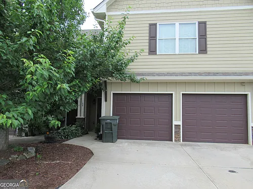 168 Village Dr Photo 1