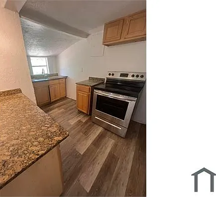 3 bed, 1300 sqft, $2,050 — Photo 3