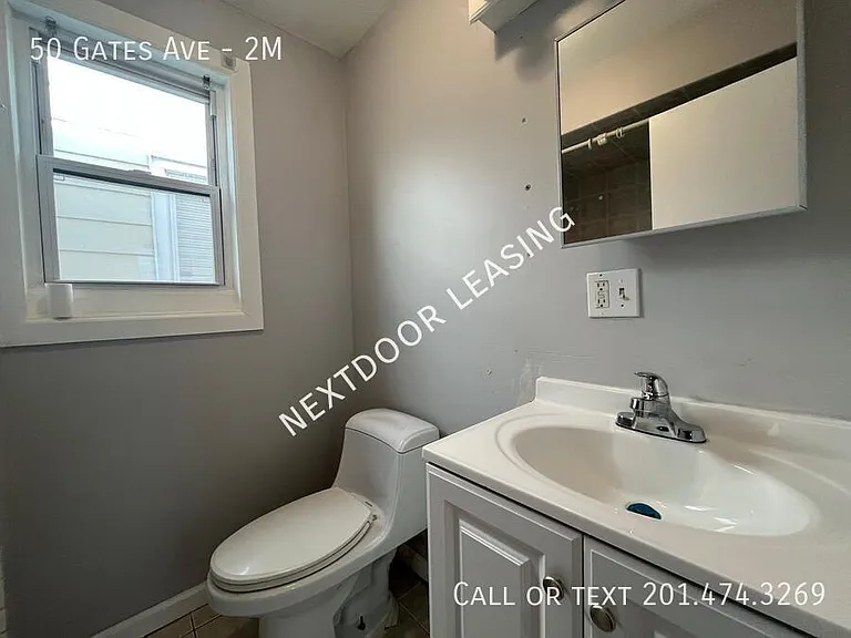 50 Gates Ave #2M — Photo 3