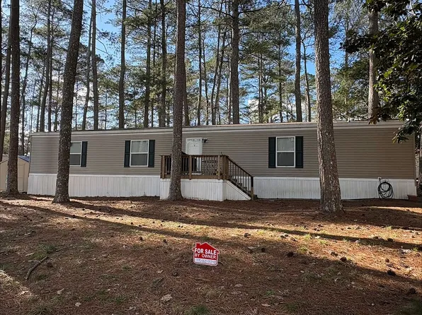 613 Little Bear Ln, Peachtree City, GA 30269
