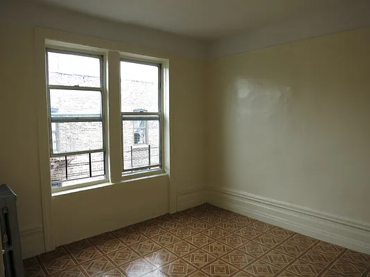 Rented by Bohemia Realty Group | media 18