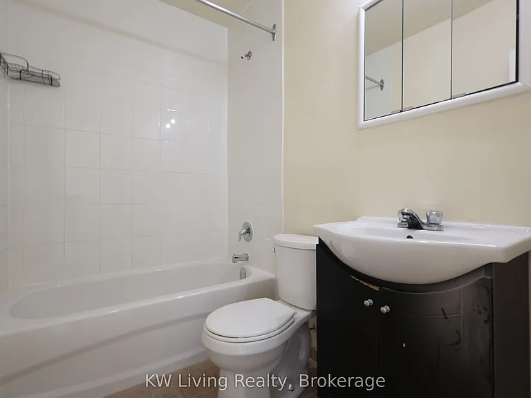 480 Lakeshore Rd E #506 — Photo 21