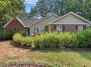 220 Daileys Plantation Dr, McDonough, GA 30253