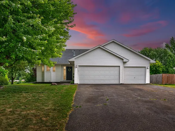 10607 56th St NE, Albertville, MN 55301