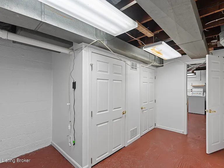 3810 Norbourne Blvd — Photo 31