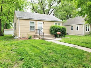 317 Kearney St, Manhattan, KS 66502