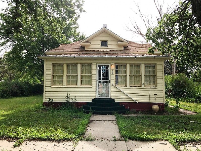 1st image of 122 N Orleans Ave
