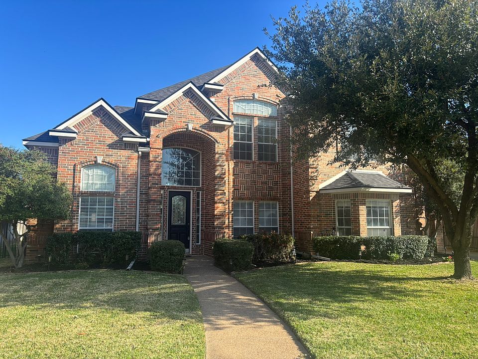 1st image of 204 Mill Wood Ct