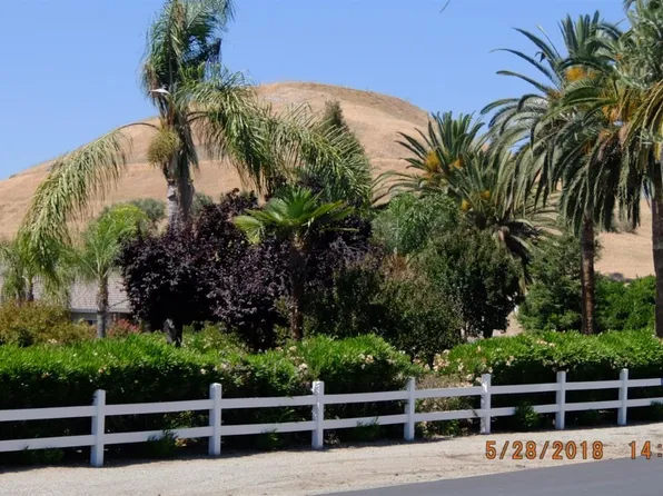 30914 Angus Loop Drive, Springville, CA 93265