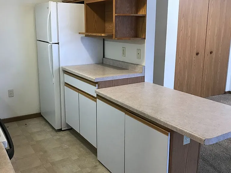 Murdock Apartments — Photo 29