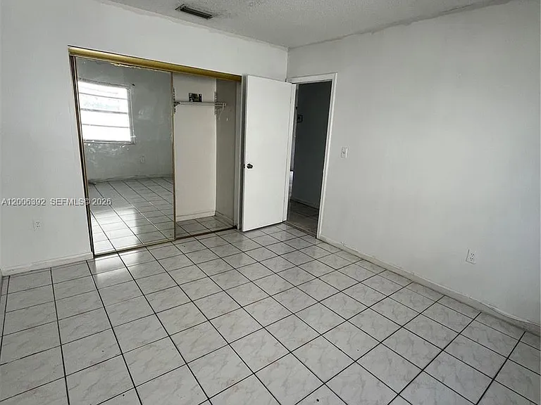 334 E 21st St #5 — Photo 4