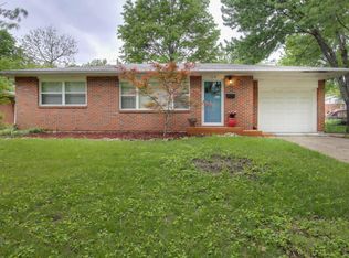 115 Pinewood Dr, Columbia, MO 65203
