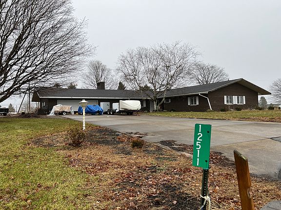 3rd image of 12511 Barbara Dr