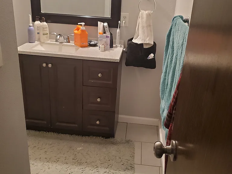 100 E Highline Cir #308 — Photo 3