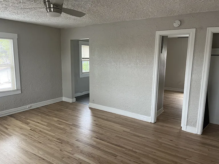 3809 N Winona Ct #4 — Photo 3