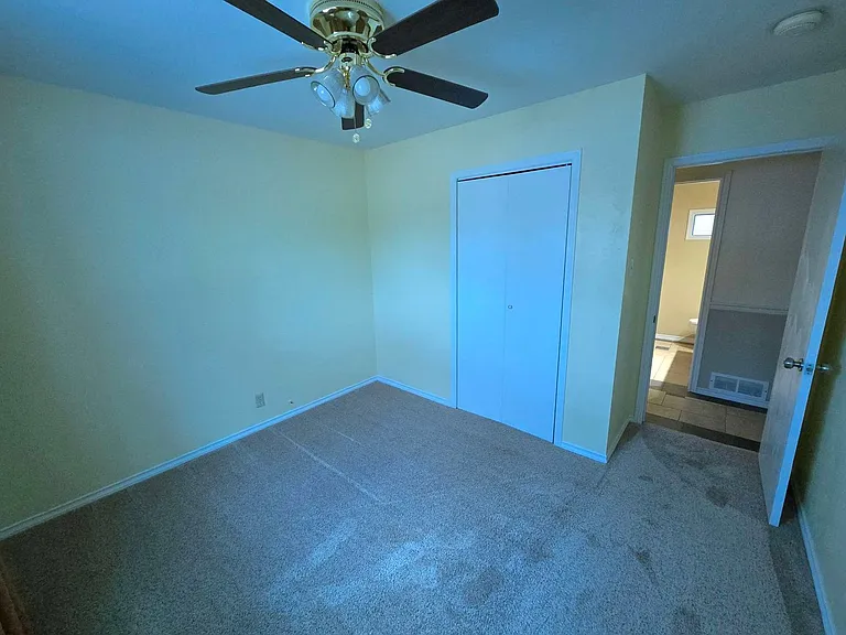 1500 Shirley St NE — Photo 27