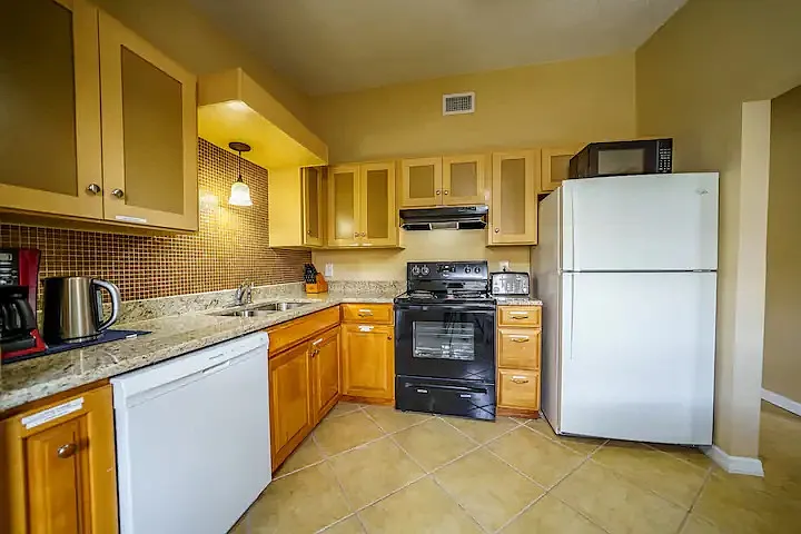 2 bed, 825 sqft, $1,699 — Photo 4