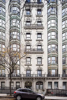 Sold by Douglas Elliman | media 8