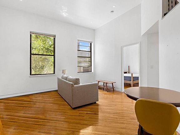 5th image of 174 Grand St APT 2C