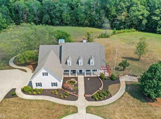 320 Old Farm Rd, Fayetteville, GA 30215