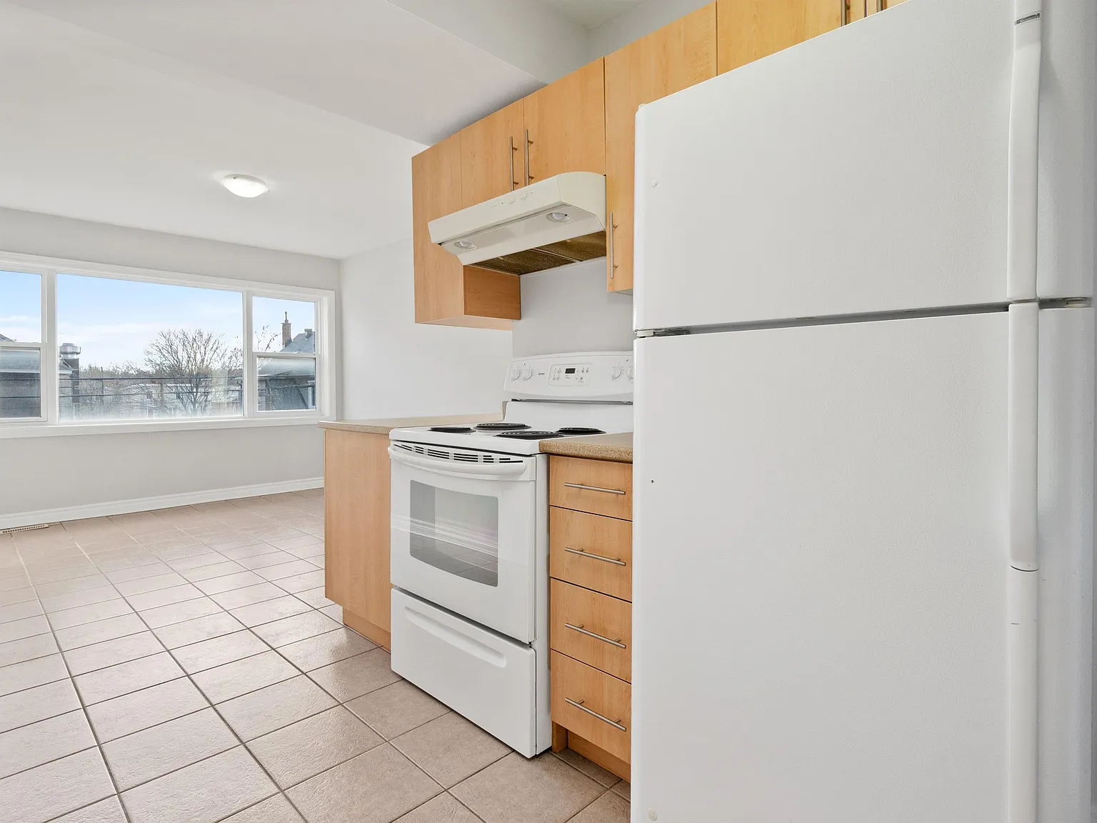 81 Beech Street — Photo 3