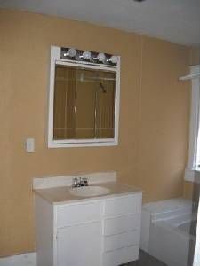 1045 California Ave, South Bend, IN, 46616